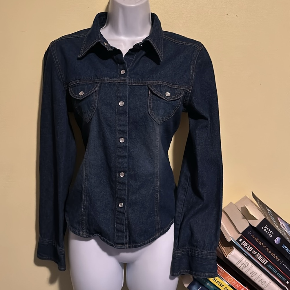 Periscope Denim Button Down Shirt Runs Small